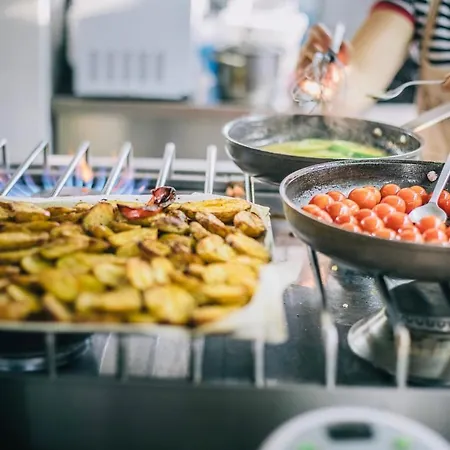 Nyaraló Arcana Santorini Villas, An Authentic Cycladic Experience Akrotírion