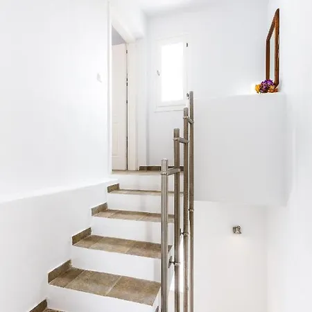 Arcana Santorini Villas, An Authentic Cycladic Experience