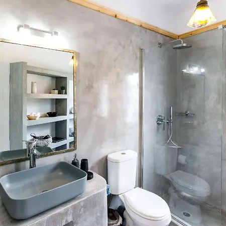 Arcana Santorini Villas, An Authentic Cycladic Experience