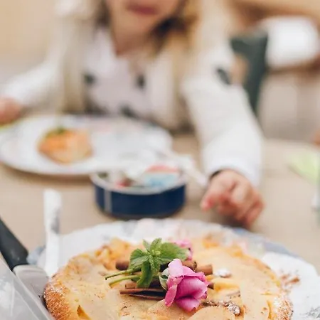 Дом отдыха Arcana Santorini Villas, An Authentic Cycladic Experience *