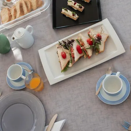 Arcana Santorini Villas, An Authentic Cycladic Experience *