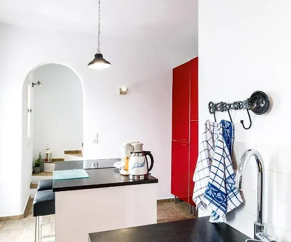 Arcana Santorini Villas, An Authentic Cycladic Experience Akrotírion