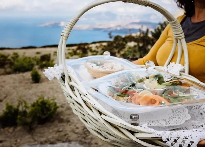 Semesterbostad Arcana Santorini Villas, An Authentic Cycladic Experience