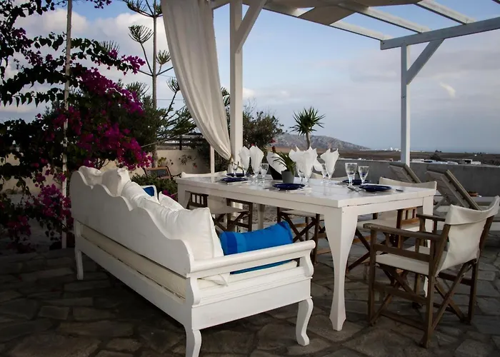 Semesterbostad Arcana Santorini Villas, An Authentic Cycladic Experience