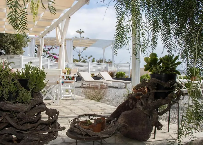 Arcana Santorini Villas, An Authentic Cycladic Experience Semesterbostad