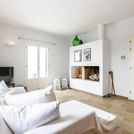 Arcana Santorini Villas, An Authentic Cycladic Experience