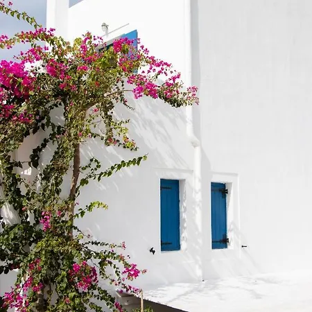 Arcana Santorini Villas, An Authentic Cycladic Experience