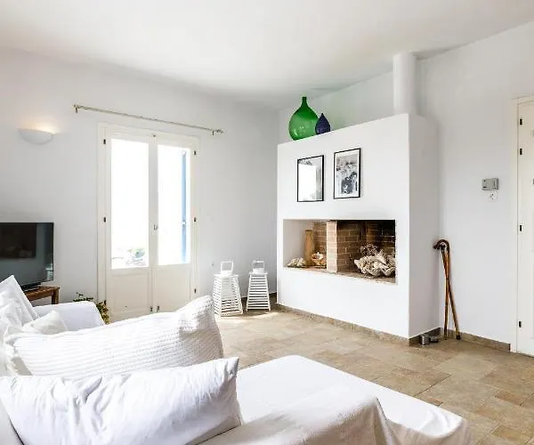 Arcana Santorini Villas, An Authentic Cycladic Experience