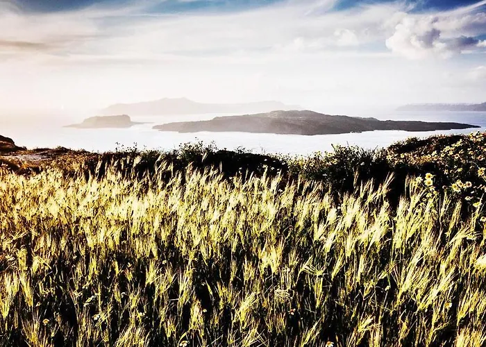 Arcana Santorini Villas, An Authentic Cycladic Experience